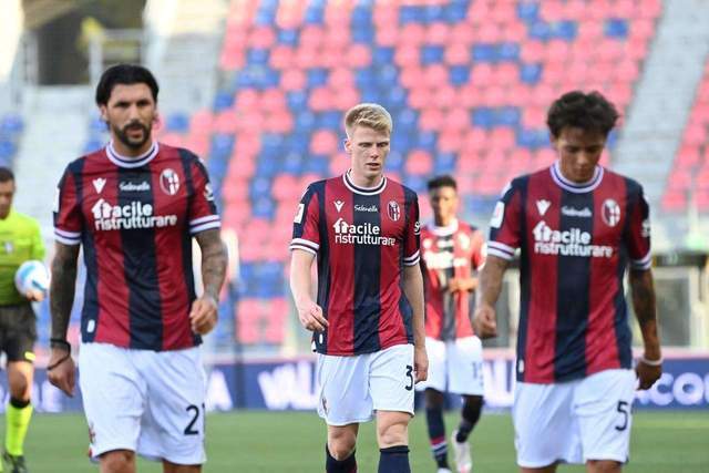 这赛季就这样了？曼联15轮过后仅仅排名第13位